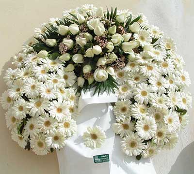 Σήμερα η κηδεία της 48χρονης στο Περιβολάκι που δολοφονήθηκε από τον σύζυγο της